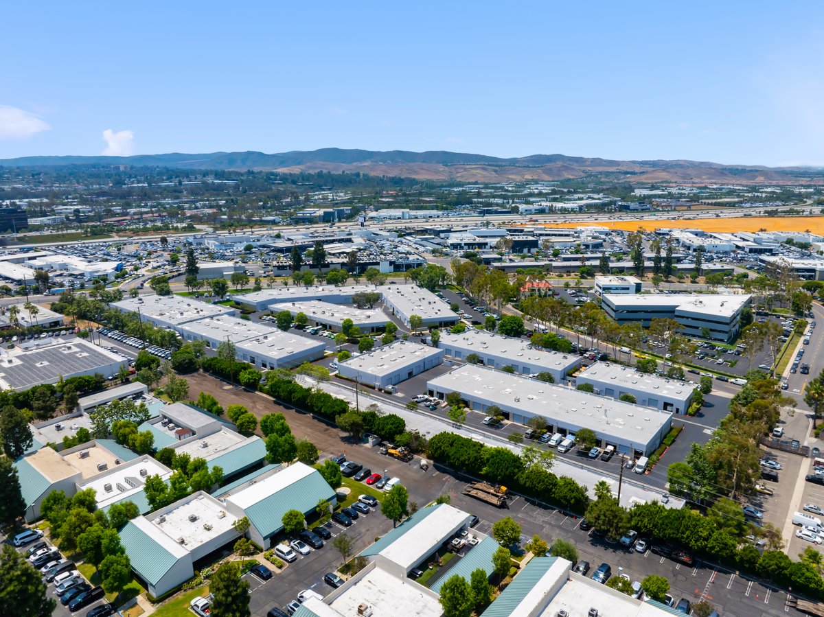1,054 SF Flex Space in Irvine, CA Photo